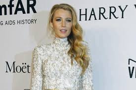 He was born josé antonio domínguez banderas on august 10, 1960, in málaga, andalusia,. 16 Female Celebrities Who Are 5 10 And Taller