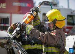 In Pics: Youth Firefighter Mentorship Program Training Camp In  Vancouver-Xinhua