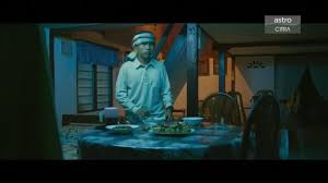 Since then, her ghost has been spotted around kampung pisang, making the villagers feel restless. Drama Review Kampong Pisang Bersiri Siri Episod 5 Orang Minyak Farhana Jafri