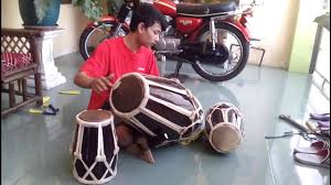 Kala itu ada orang india yang ikut rombongan pasukan islam thamil ke bengkulu tepat di abad 18. Alat Musik Tradisional Musical Instruments Kendang Youtube
