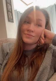 Miranda Marcum's Instagram, Twitter & Facebook