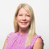 Amy Roberson's Instagram, Twitter & Facebook