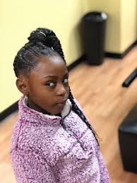 Large feed in ponytail ......