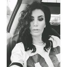 Aysegul Adli Kullanicinin Iirem Derici Panosundaki Pin Unluler Sarkicilar Instagram