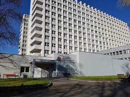 Managerul interimar al spitalului judeţean de urgenţă (sju) din municipiul baia mare, numit prin ordin al ministrului sănătăţii, este liberalul alexandru george oros. Spitalul Judetean De Urgenta Dr Constantin Opris Baia Mare PacienÈi Din MaramureÈ SÄlaj Èi Satu Mare TrataÈi In Laboratorul De Radioterapie Al Sjubm Conducerea Spitalului JudeÈean De UrgenÈÄ Dr Constantin OpriÈ
