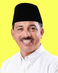 Bupati solok selatan, sumatera barat, muzni zakaria mengundurkan diri dari jabatan ketua dewan pimpinan cabang partai gerindra, menyusul kasusnya yang tengah ditangani oleh komisi p. Pembangunan Ekonomi Rakyat Jadi Prioritas Khairunas Jika Terpilih Bupati Solok Selatan Makronesia Id