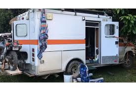 Includes home improvement projects, home repair, kitchen remodeling, plumbing, electrical, painting, real estate, and decorating. Unbelievable Diy Rvs And Vans Cheapism Com