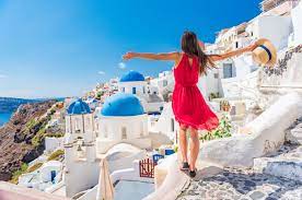 Cu plaje scoase de pe copertile revistelor, inconjurate de stanci abrupte care parca protejeaza turistii de jos, cu paduri bogate in vegetatie. Topul Insulelor Din Grecia 10 DestinaÈii Pentru 10 Tipuri De TuriÈti Blog Turism Alfitravel