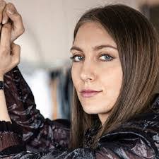 Flora Miranda's Instagram, Twitter & Facebook