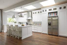 Shaker kitchens never date and look wonderful in both contemporary and traditional homes. Hampton Shaker Kitchen Klassisch Kuche London Von Higham Furniture
