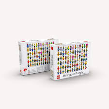 Just draw anything you like (feel free to use the templates attached to this product), then we will print your masterpiece across four, nine or twelve white lego we'll also provide you with a grey or black base plate to build your jigsaw puzzle onto. Lego Minifigure Puzzle Lego Amazon De Spielzeug