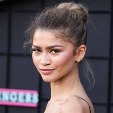 Prince Harry And Meghan Markle Spark Divorce Rumors As They Put On 'Forced  Displays Of Affection' At LA Event, Royal Author Claims