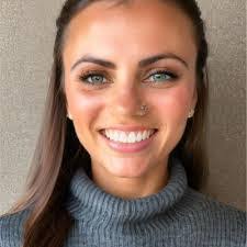 Heather Crabill's Instagram, Twitter & Facebook