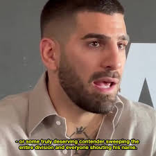 Ilia Topuria says Islam Makhachev is 'mentally broken' ahead of his  welterweight move 😳, "He's at a point where mentally, I think he's broken.  Because I don't think it's a good thing for you to know ...