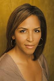 Elle Johnson's Instagram, Twitter & Facebook