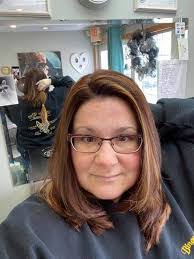 Jerri Frank's Instagram, Twitter & Facebook