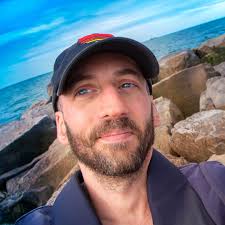 Amazon.com: Owen Hammer: books, biography, latest update