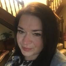 Julia Greenfield (@JuliaGreenfield)