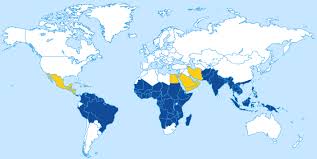 Malaria is a disease that is spread by the female anopheles mosquito. Malaria Arten Symptome Behandlung Inklusive Rezept