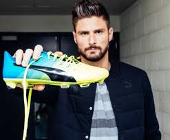 Olivier giroud is a professional footballer from france who has played as a striker for his team france and also the chelsea club. Olivier Giroud Age Height Weight Wages Images Stats