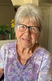 Beverly Rowland's Instagram, Twitter & Facebook