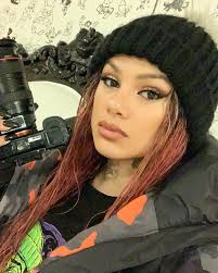 Snow Tha Product