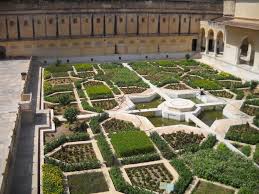 I M Not Sure But I M Guessing From The Garden Design And Architecture Of The Building That This Is In Spain Garden Design Plans Garden Design Landscape Design