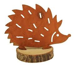 Rostiger Deko Igel Aus Eisen Auf Astscheibe 7 X 8 Cm Igel Figuren Rost Design In 2020 Rostige Deko Deko Igel