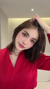 Lynn Charlotte James