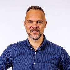 Raymond Bevers's Instagram, Twitter & Facebook