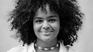 Aisha Morin's Instagram, Twitter & Facebook