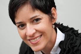 Everett to play organ at Noon Hour Aug. 10