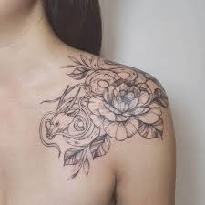There are many tattoo designs and ideas which can be cherry blossoms, flowers and butterfly tattoos are best feminine tattoo designs for women on shoulder tattoos. Updated 65 Graceful Shoulder Tattoos For Women August 2020
