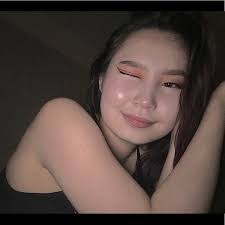 Jessica Munk's Instagram, Twitter & Facebook