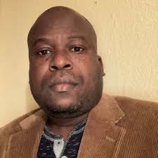 Gerard Simon a X: "Ariel Henry fe Ayiti tounen yon labatwa , bon mwen te  kwè yo di ou sete médecin ? Pou laj ou antanke granmoun ou ta sipoze yon  ekzanp