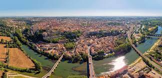 | easily languedoc's most underrated city, bã©ziers is a great surprise. Beziers Wikipedia