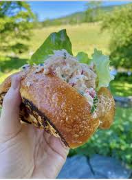 Lobster Roll Perfection In 2020 Food Lobster Roll Culinary