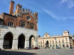 Ursino design and decoration, seattle, washington. Piacenza Stadt Am Rande Der Emilia Romagna Miss Move