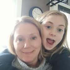 Rebecca Edgar's Instagram, Twitter & Facebook