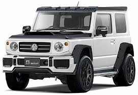 スズキが20年ぶりに全面改良 新型ジムニーと共に7月5日に発売した新型 ジムニーシエラ ホイールベースはジムニーと共通ながら 前後トレッドを拡大 張り出した樹脂製オーバーフェンダーや サイドアンダーガーニッシュなどの装備が目を引きます ジムニー 新型
