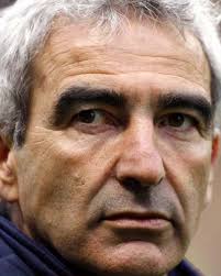 Raymond domenech se confie sur sa demande en mariage ratée. Raymond Domenech
