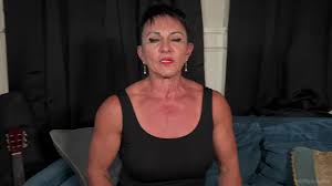 Misstress Fernanda - Bodybuilder GILF