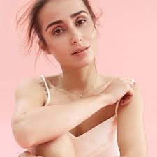 Las 10 prendas que Zahara lleva en su maleta de verano