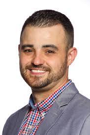 Derek Mabry's Instagram, Twitter & Facebook