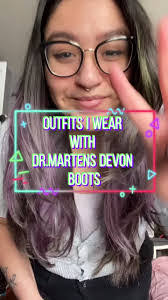 Devon Flowers's Instagram, Twitter & Facebook