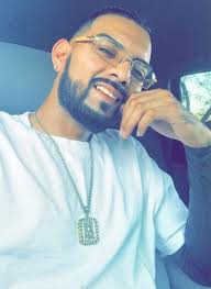 Gilbert Hurtado's Instagram, Twitter & Facebook