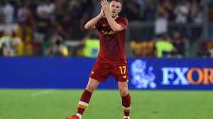 En effet, le journaliste sportif et expert en transfert nicolo schira nous apprend que mourinho a été séduit par le style de jeu de jordan veretout et il aurait donné son aval pour une prolongation de contrat. Xbkuzy1pdiqlm