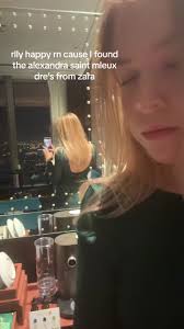 Alexandra Saint Mleaux Paddock Zara Outfit