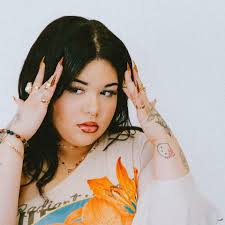 Does the technology center in Livingston do lashes?