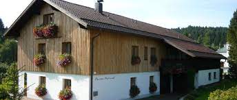 Haus mariandl is located in düsseldorf. Pension Haus Mariandl Unsere Pension